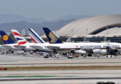 Four_Airbus_A380_at_Los_Angeles_International_Airport